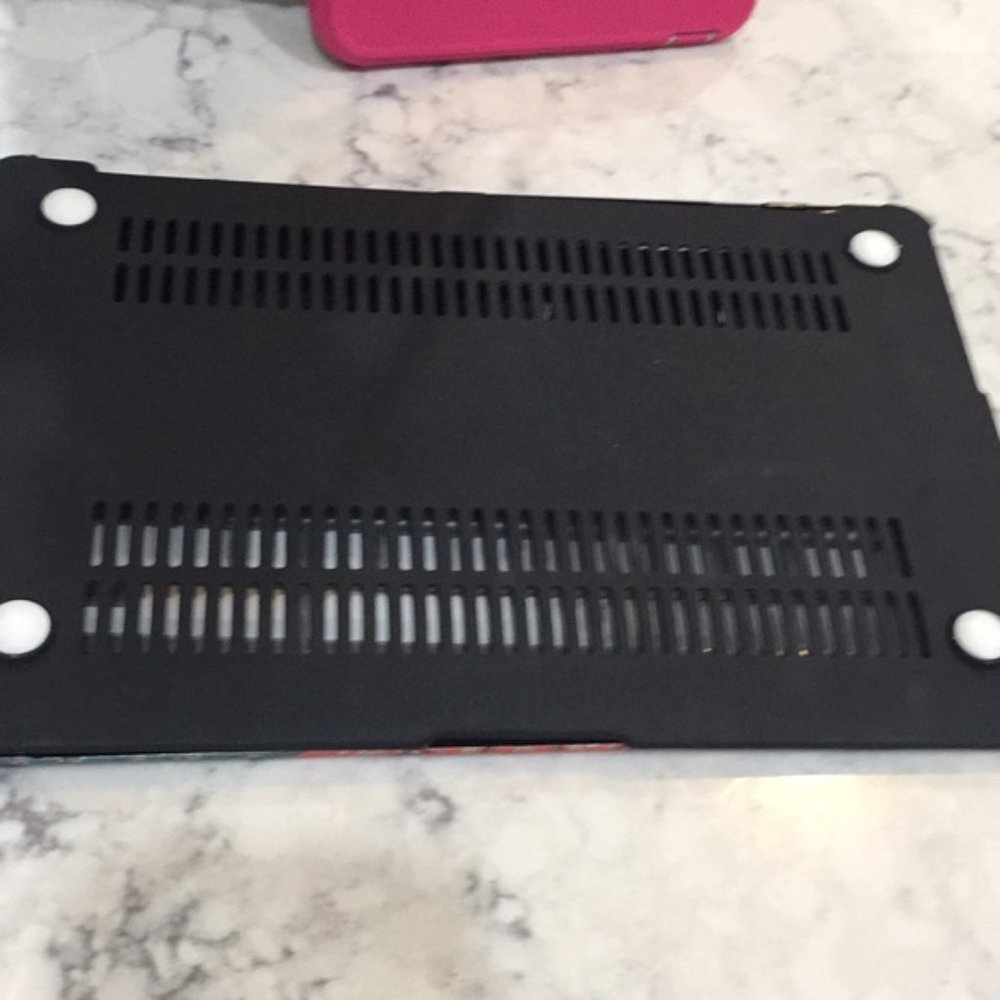 MACBOOK CASE WITH KEYBOAR - Picture 7 of 9